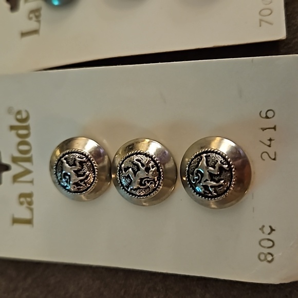 VTG Silver Coat of Arms Crest Uniform Metal Buttons 5/8" - Picture 2 of 8